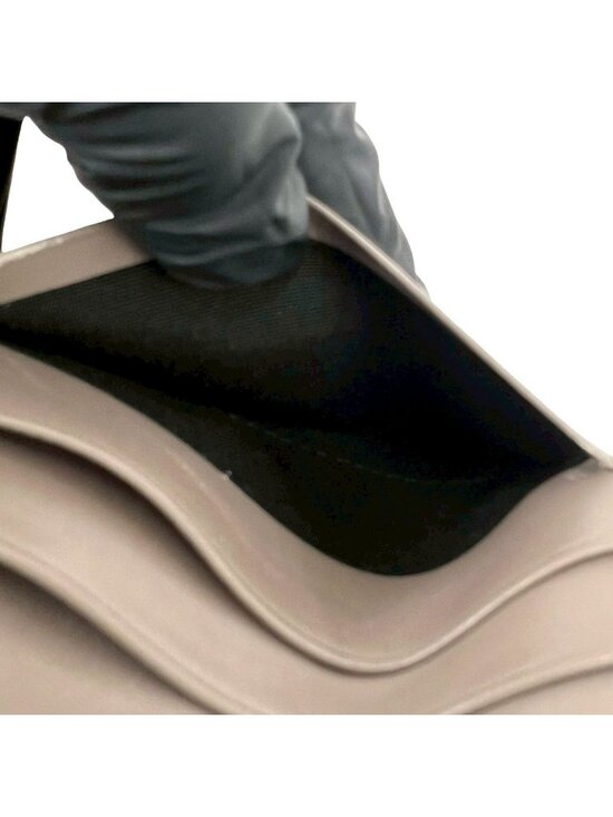 CELINE SMALL TRIFOLD WALLET IN GRAINED CALFSKIN GREY 590 USD  Celine Box Trifold Wallet Leather Mini Billfold Coin Purse Gray